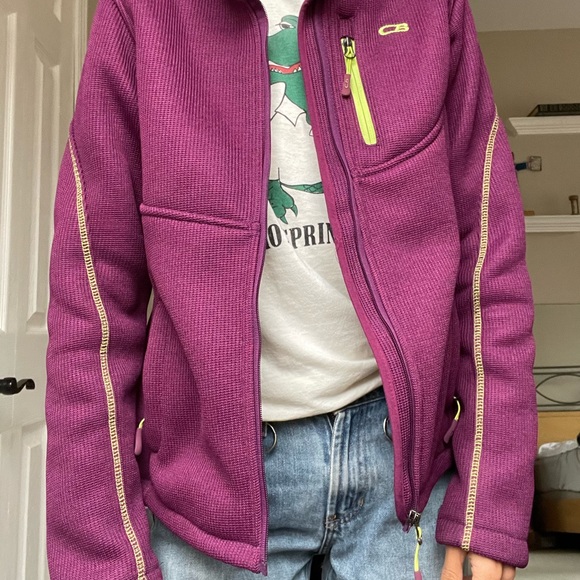 CB sports Women Ful Zip Mid-Weight Winter Jacket - Picture 3 of 8